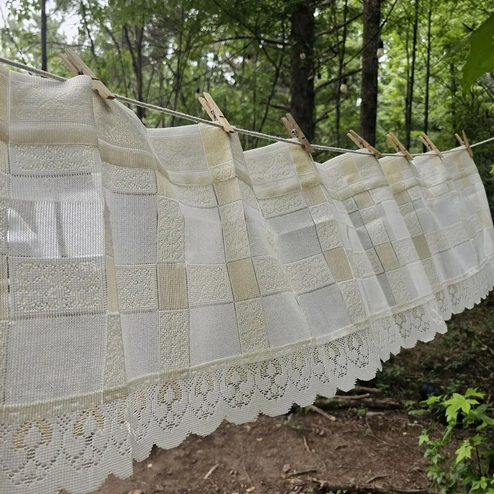 Vintage Cream & Butter Yellow Checkered Sheer Lace Valance - Cottage, Grannycore